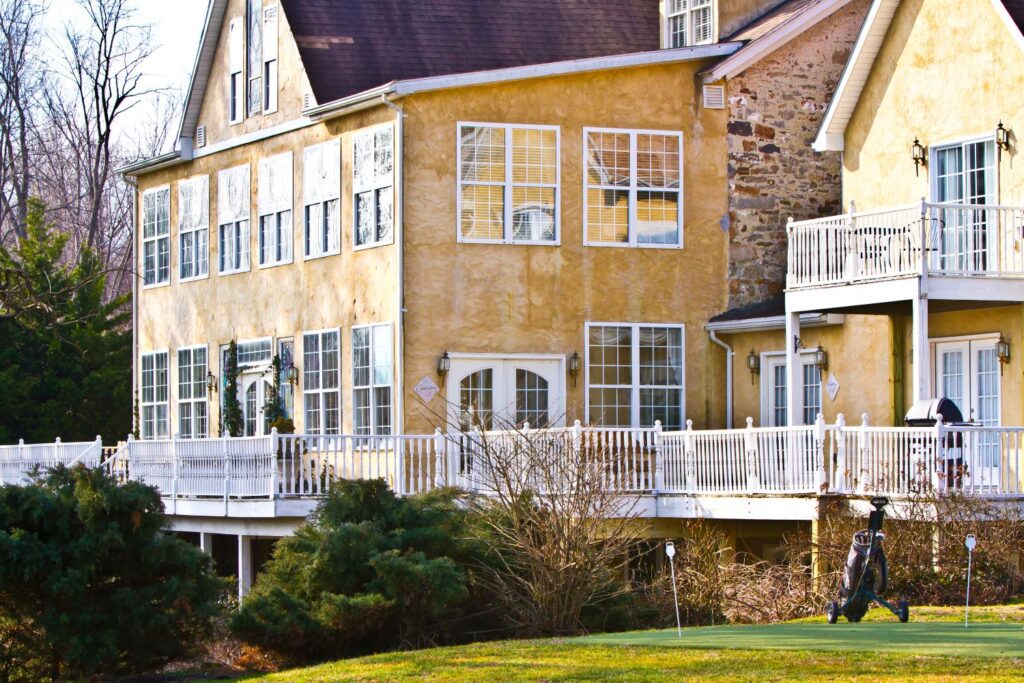 midweek getaways at Elk Forge Inn